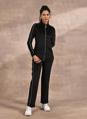 Black Tracksuit with Classic Collar and Zip Closure