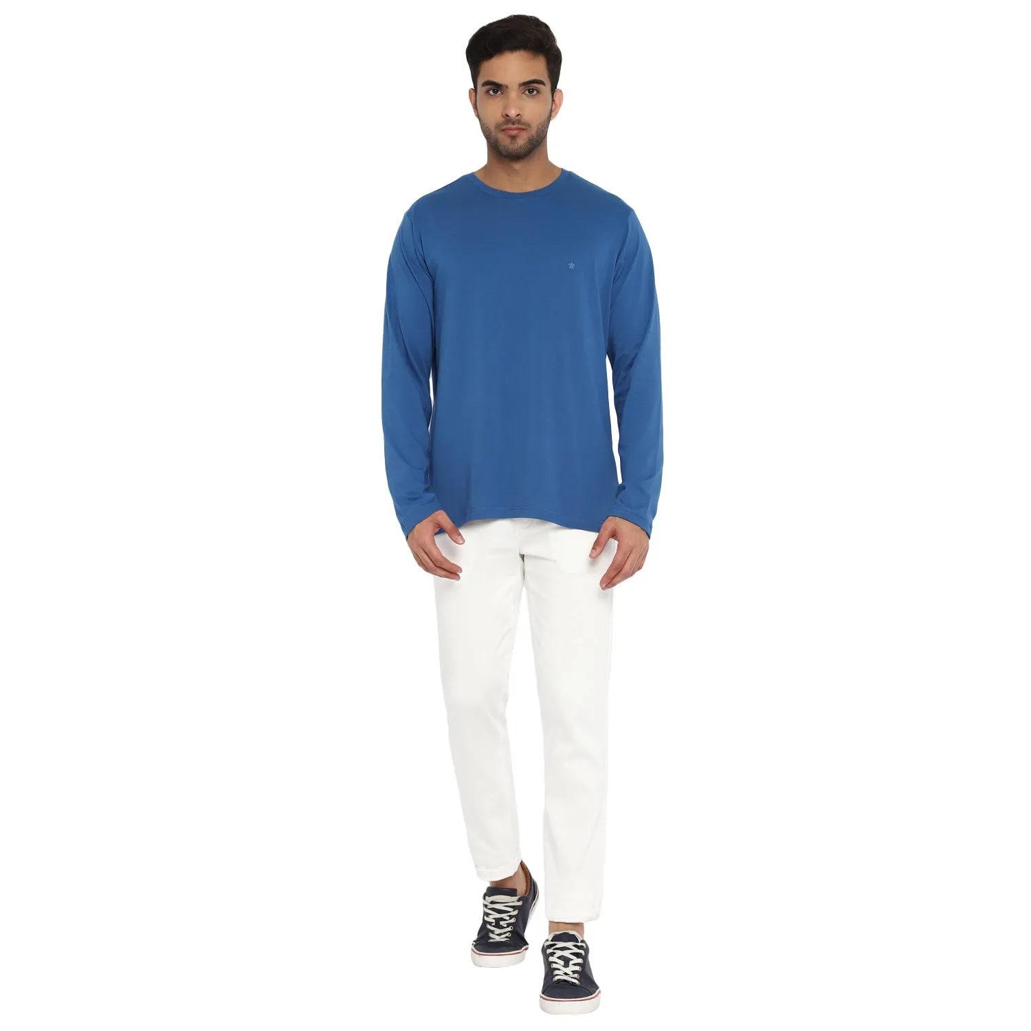 Essentials Blue Solid Round Neck T-Shirt