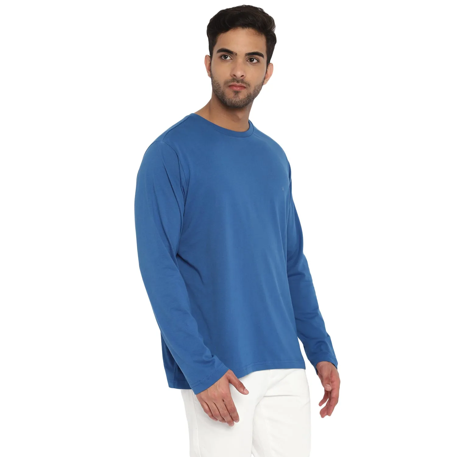 Essentials Blue Solid Round Neck T-Shirt