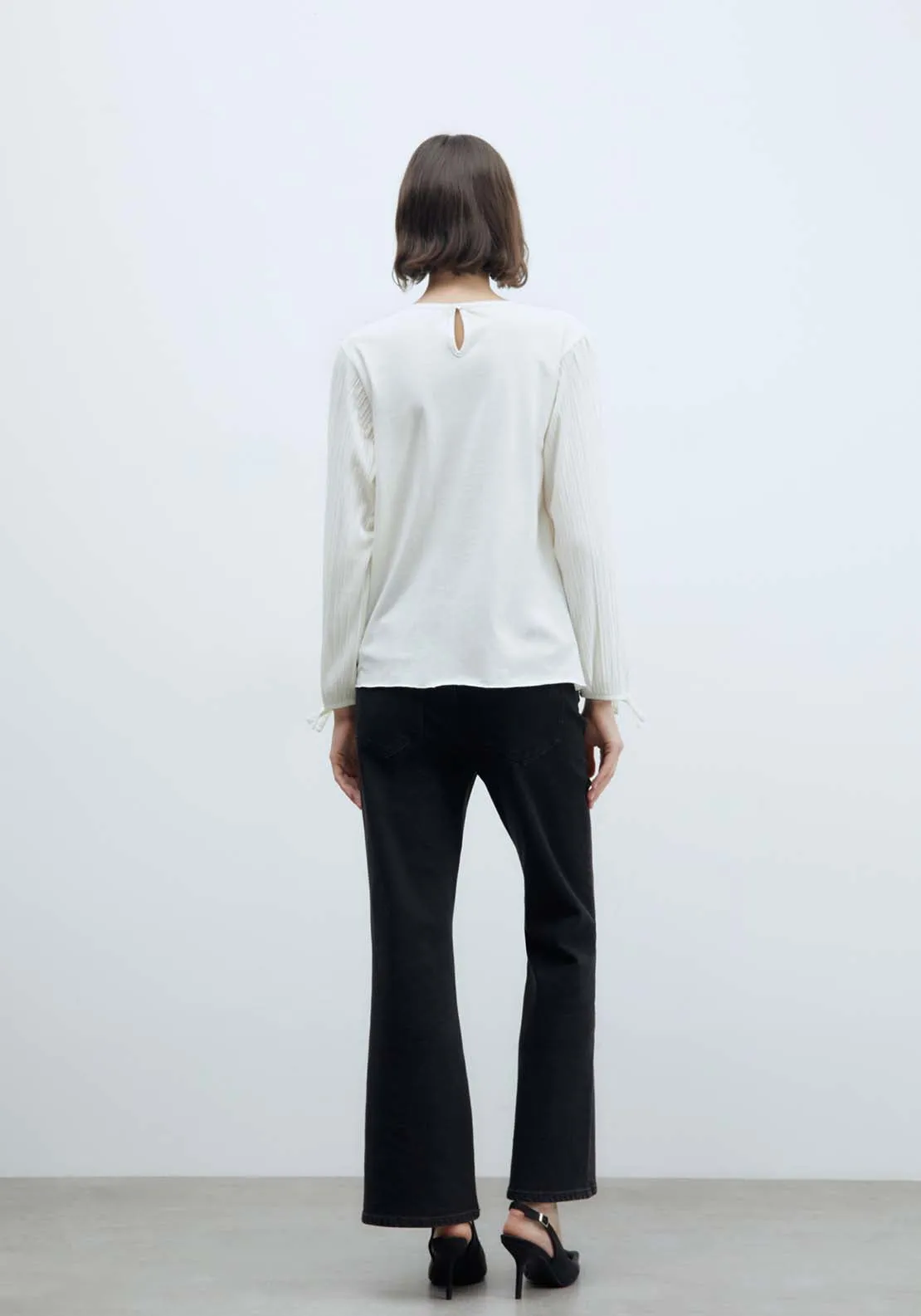 Pleated Romantic Long-Sleeved Top - White